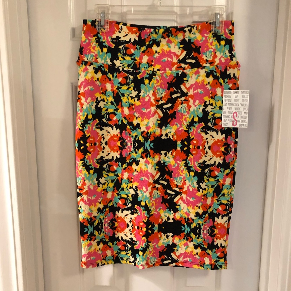 Floral Print LuLaRoe Cassie Skirt
